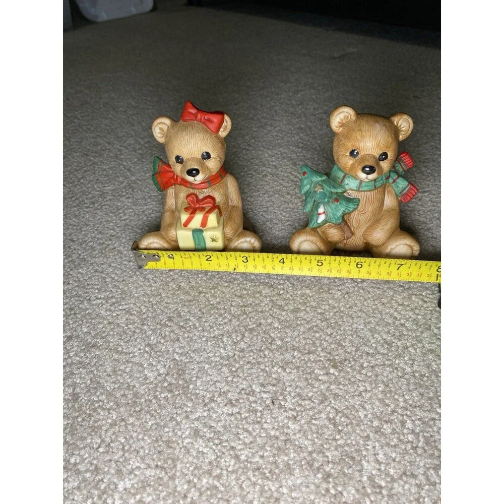 Vintage Homco 5104 Christmas Bear Figurines Gift And Tree 1980’s Holiday Decor